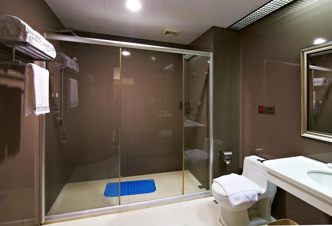 James Joyce Coffetel Hotel Guangzhou Shi Jing City Square Branch מראה חיצוני תמונה